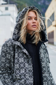 Firda Quilted Womens Jacket Weatherproof Black